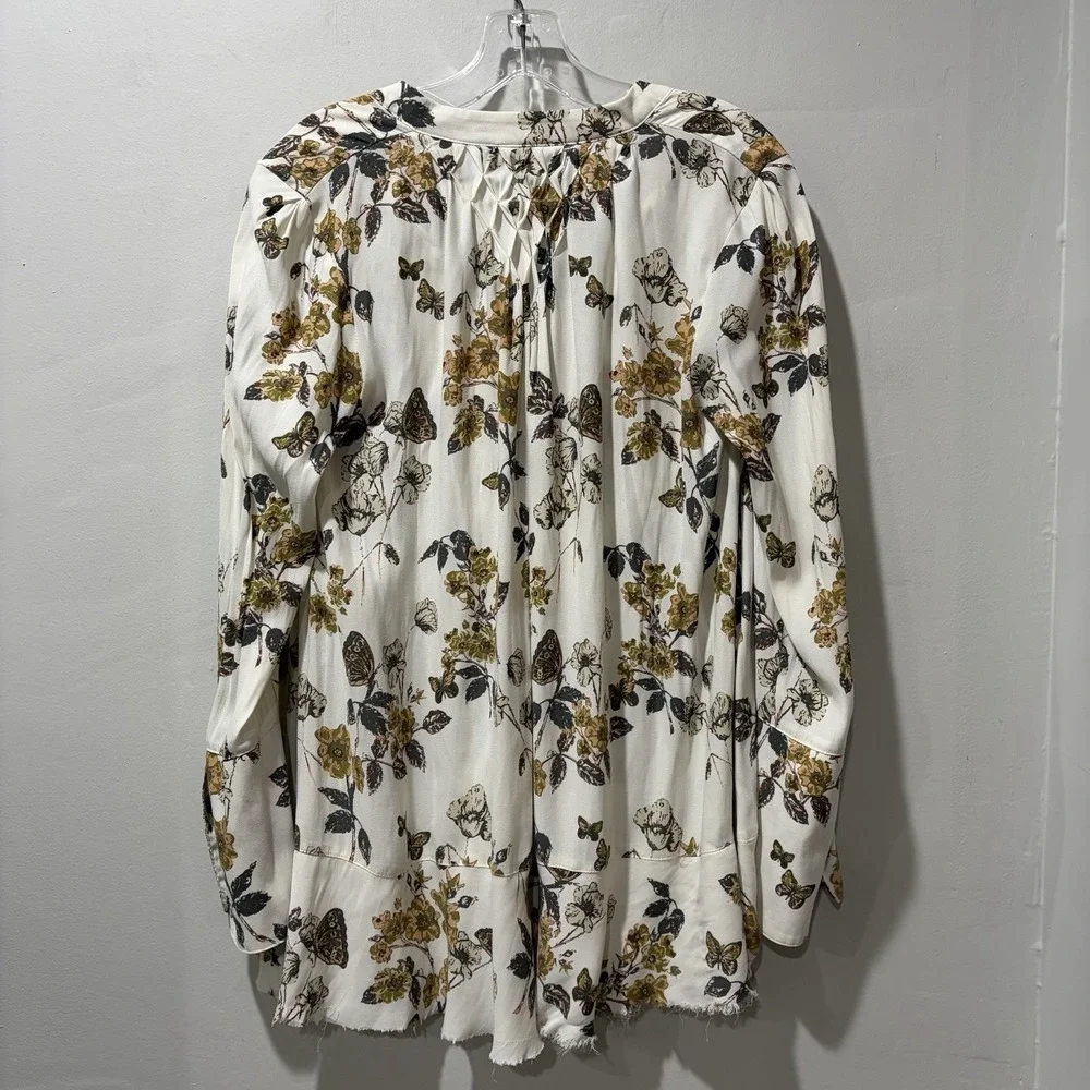 Free People Pebble Crepe Butterfly Print Top Ivory XS Boho Tunic Raw Hem Peasant